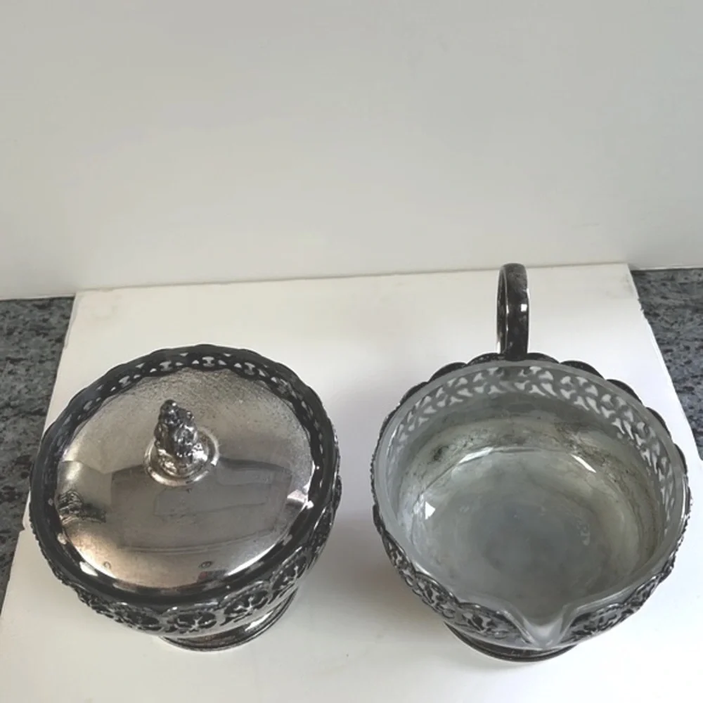 Vintage Celtic Quality Plate Made in England sugar and creamer set - Picture 2 of 12